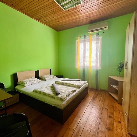 Elegance On A Budget - Rooms For Rent In Sofia Center Ngoại thất bức ảnh