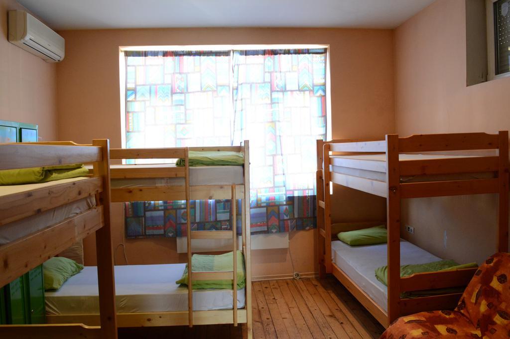 Elegance On A Budget - Rooms For Rent In Sofia Center Ngoại thất bức ảnh