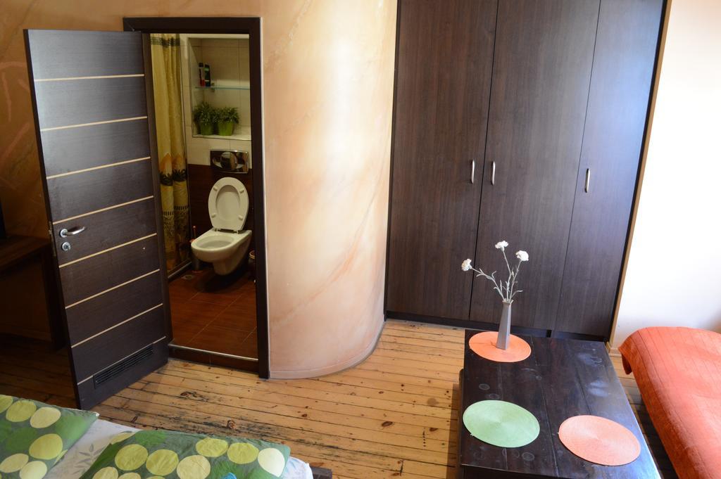 Elegance On A Budget - Rooms For Rent In Sofia Center Ngoại thất bức ảnh