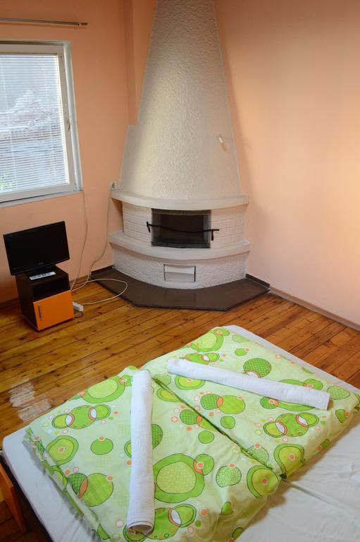 Elegance On A Budget - Rooms For Rent In Sofia Center Ngoại thất bức ảnh