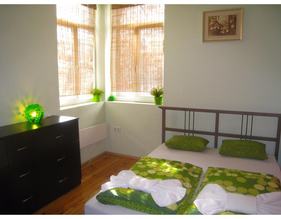 Elegance On A Budget - Rooms For Rent In Sofia Center Ngoại thất bức ảnh