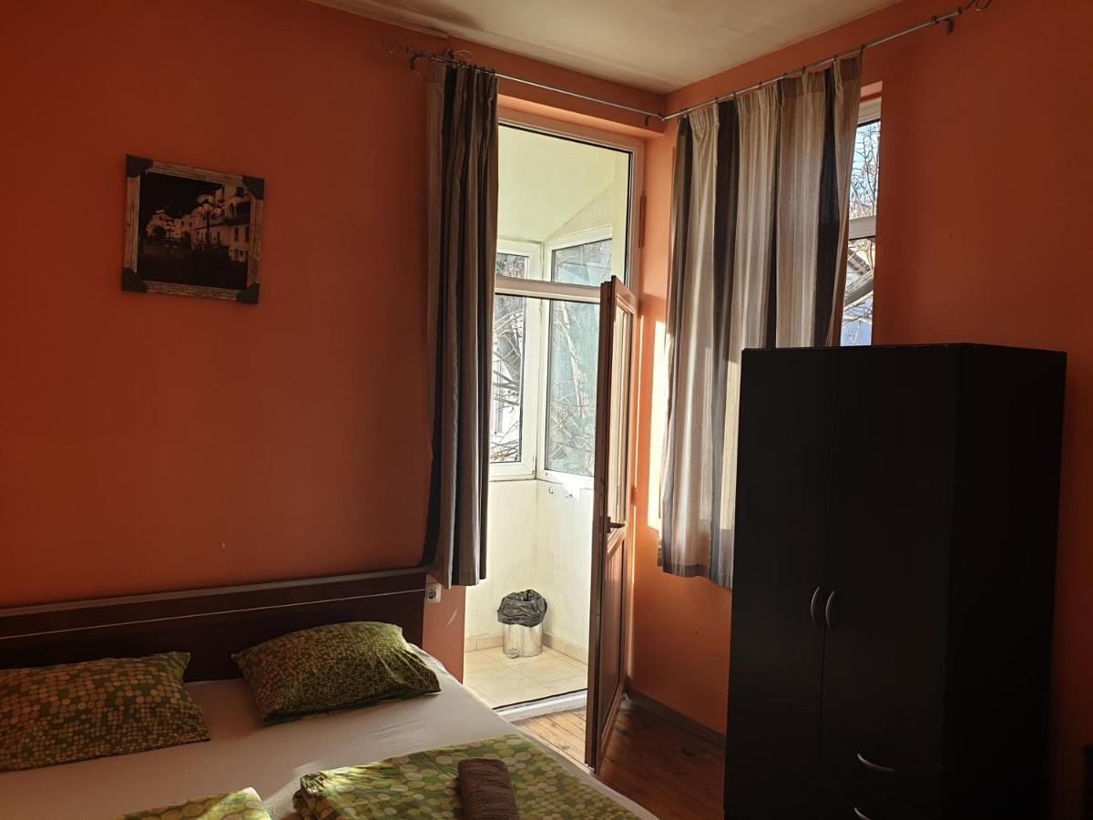 Elegance On A Budget - Rooms For Rent In Sofia Center Ngoại thất bức ảnh